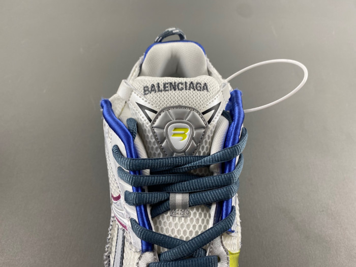 blcg runner sneaker