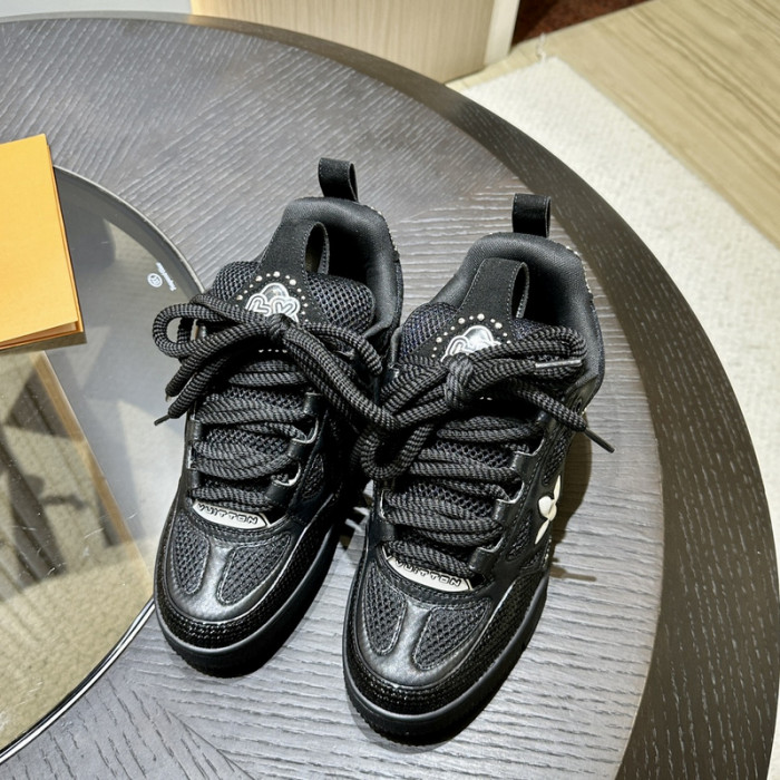 LOU1VTON SNEAKER