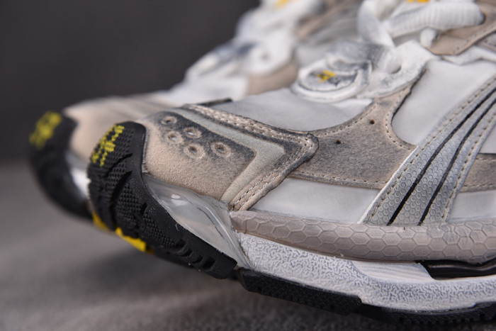 blcg runner sneaker