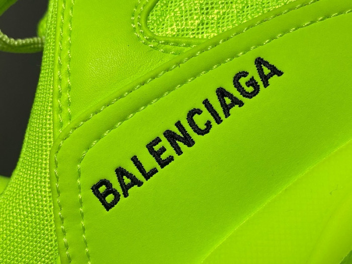 BLC* Triple S Trainer