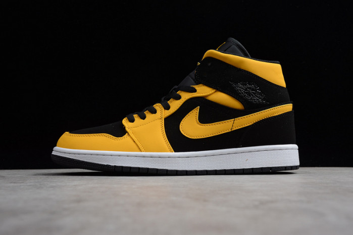 Air Jordan 1 Retro Mid 