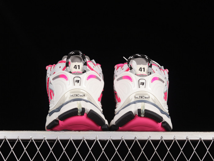 blcg runner sneaker