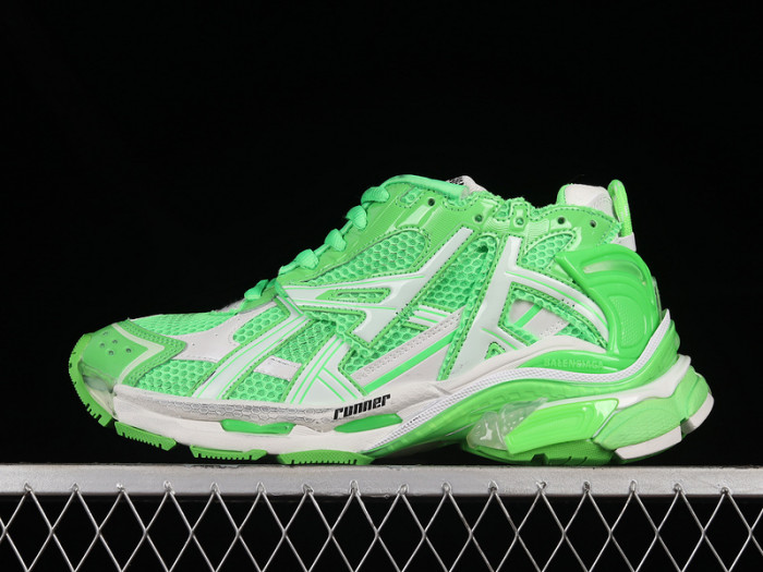 blcg runner sneaker