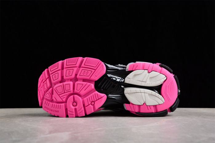 blcg runner sneaker