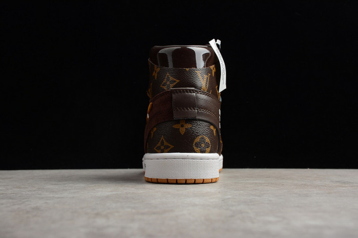 nike air jordan 1s（with case) aq0818-158