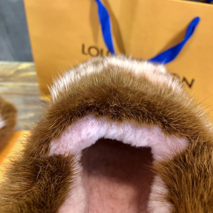 lou1_ton flat mule