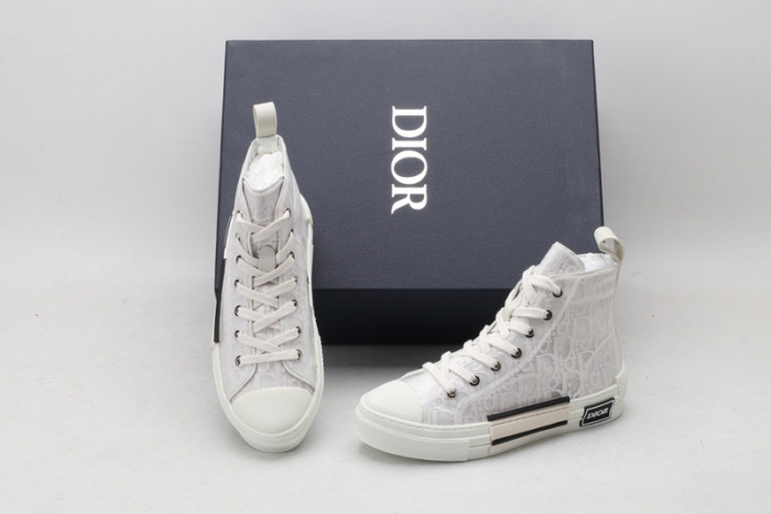 d1or b23 sneaker
