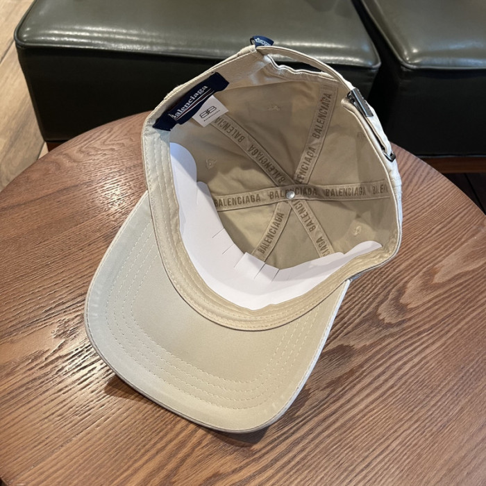 Ba*len*cia*ga* hat m017 one size