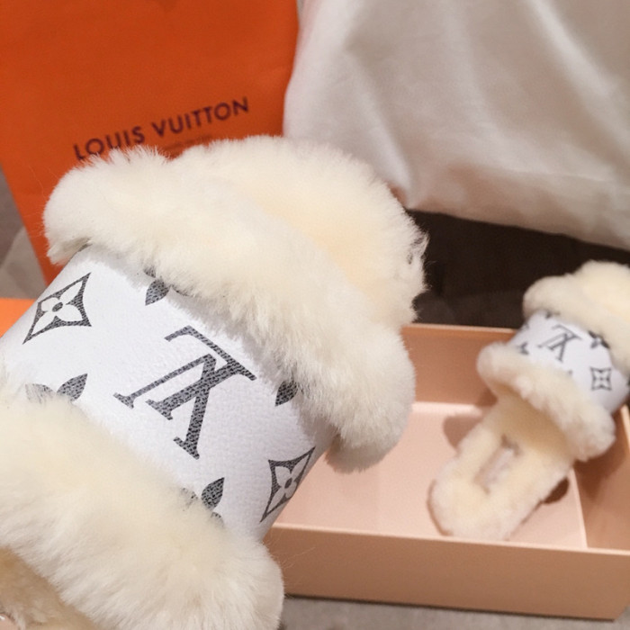 lou1_ton flat mule