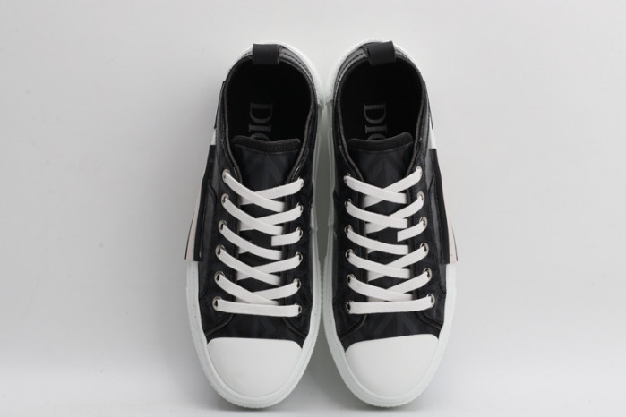 d1or b23 sneaker