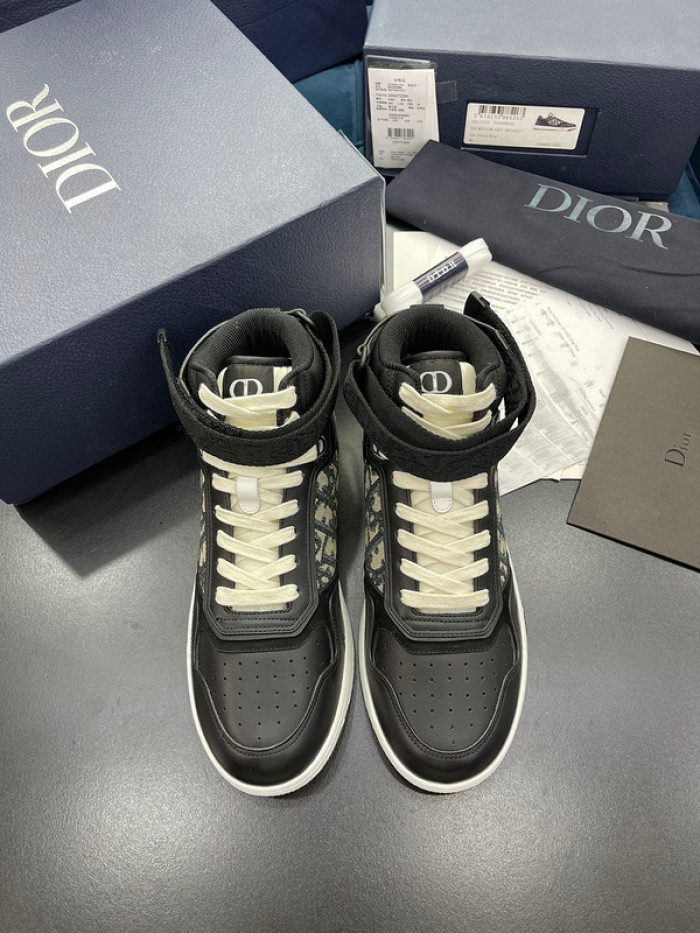 d1or b27 sneaker