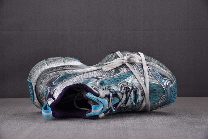 blc* 3xl sneaker