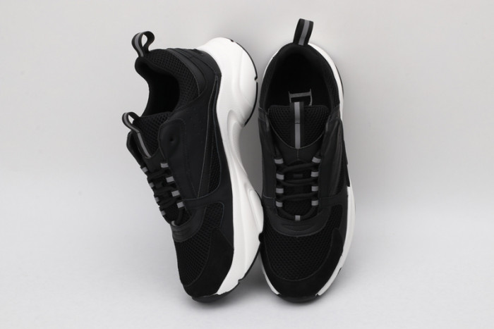 d1or b22 sneaker