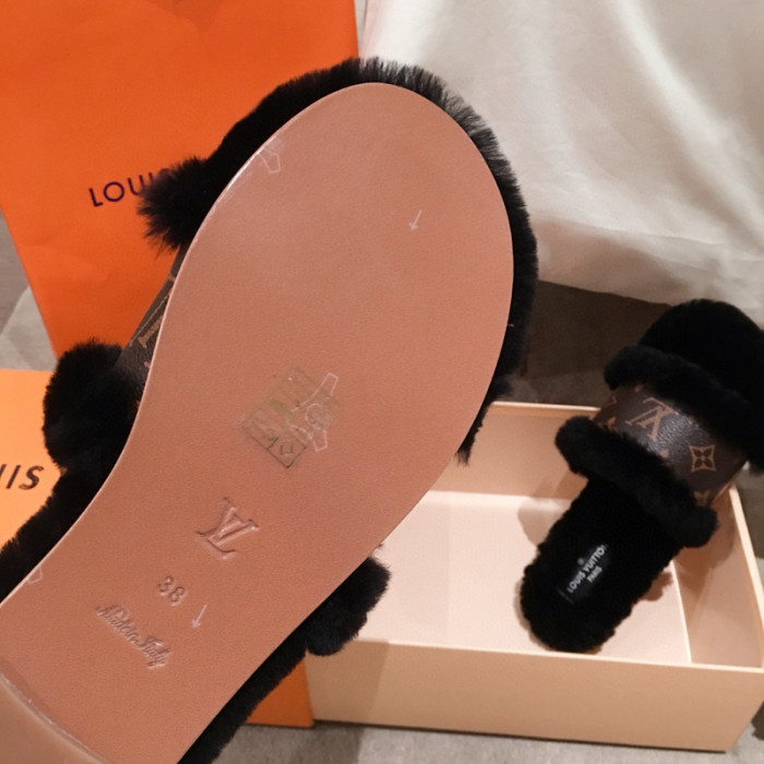 lou1_ton flat mule