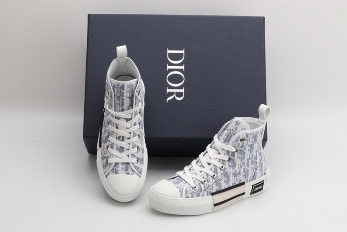 d1or b23 sneaker