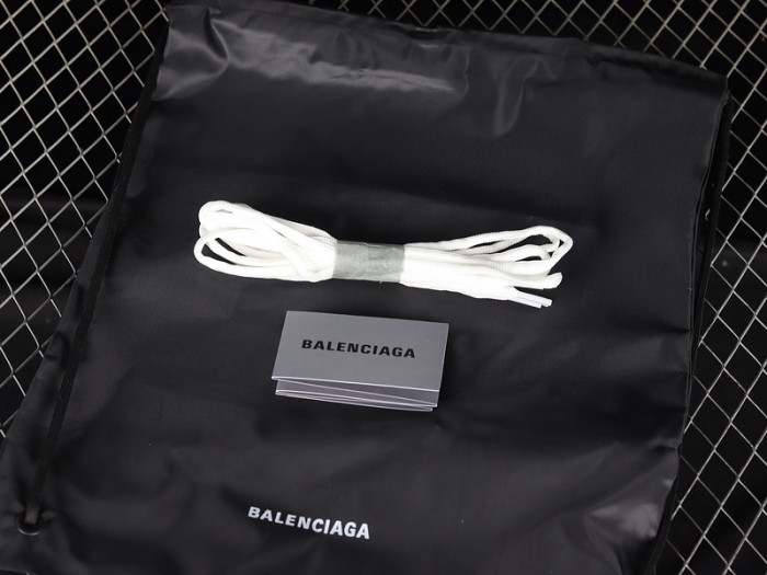 blcg runner sneaker
