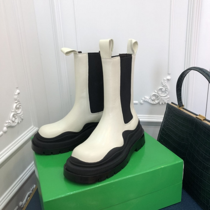 botteg*Ve*ne*ta tire leather ankle boots