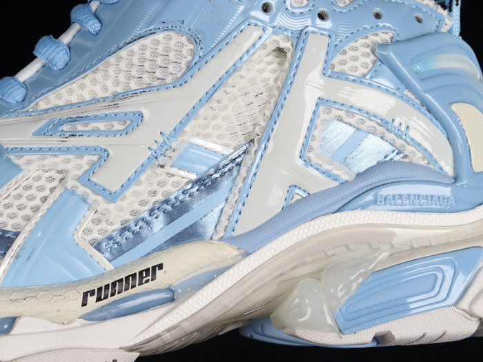 blcg runner sneaker