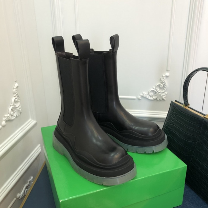 botteg*Ve*ne*ta tire leather ankle boots
