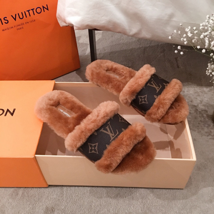 lou1_ton flat mule
