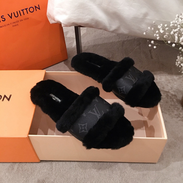 lou1_ton flat mule