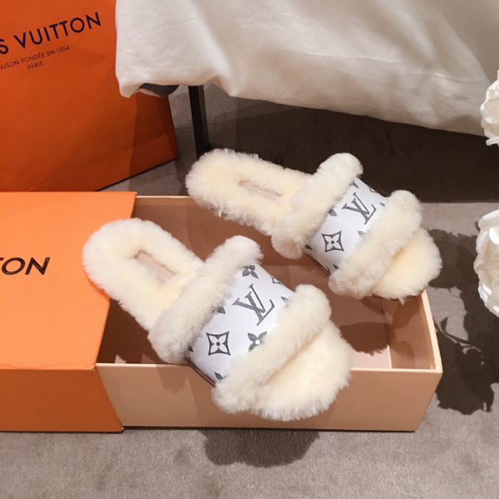 lou1_ton flat mule