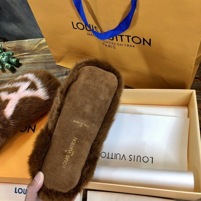 lou1_ton flat mule