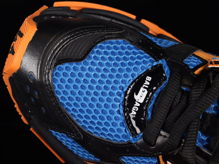 blcg runner sneaker