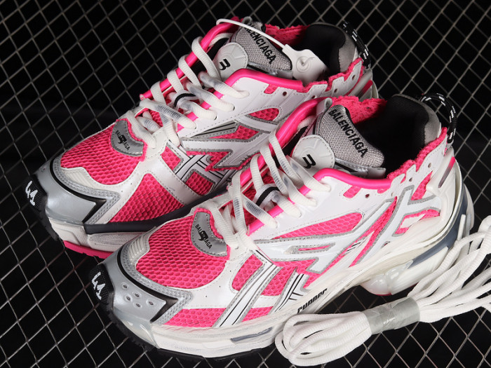 blcg runner sneaker