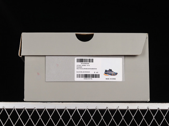 blcg runner sneaker