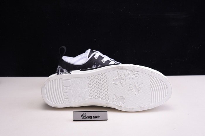 d1or b23 sneaker