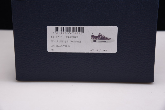 d1or b23 sneaker