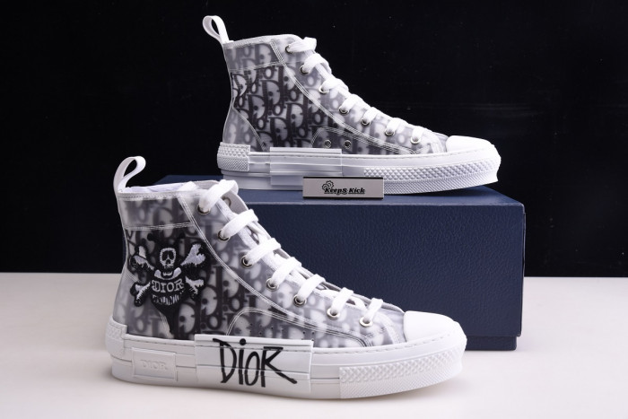 d1or b23 sneaker